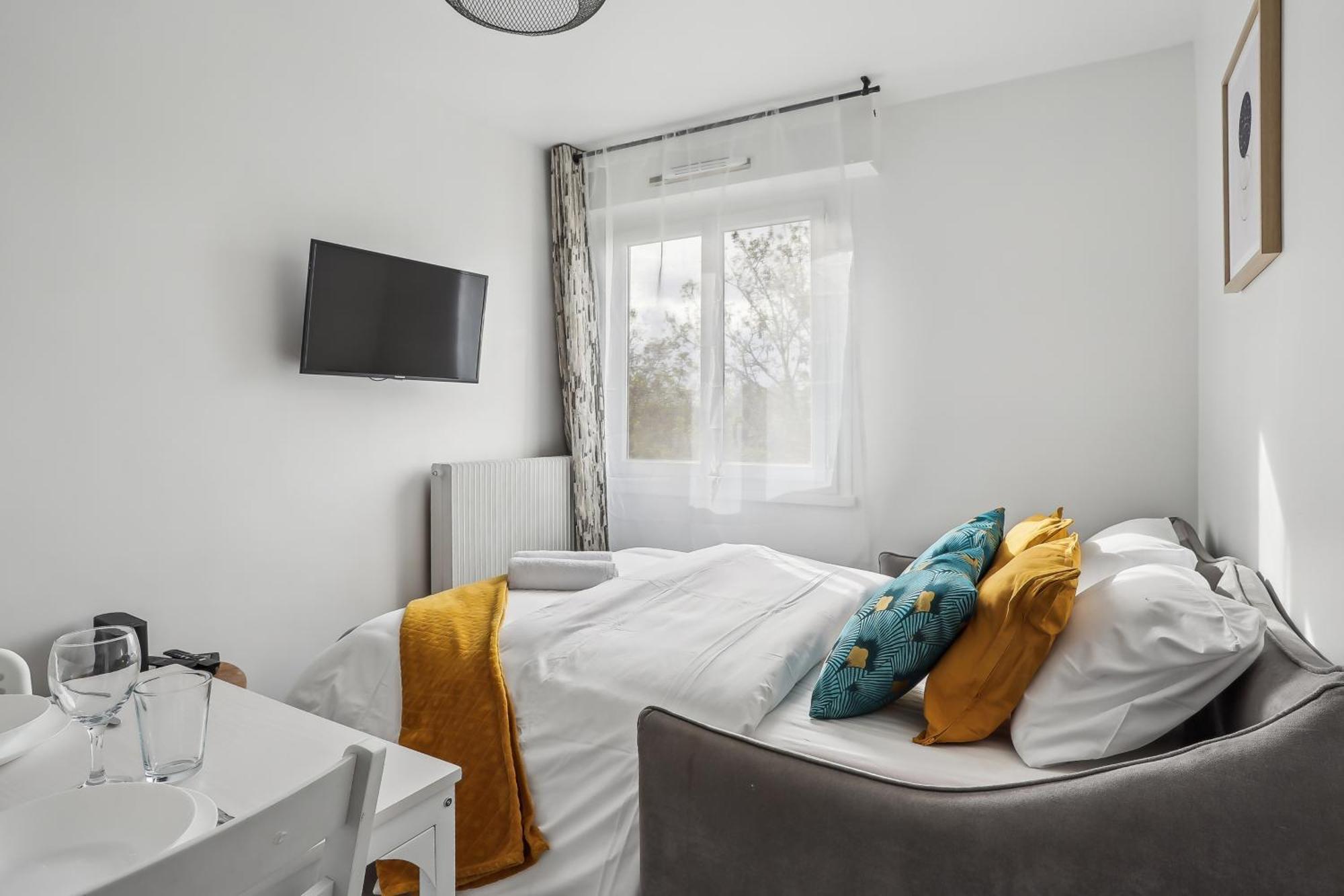 Comfortable Studio Dowtown Corbeil-Essonnes Ngoại thất bức ảnh